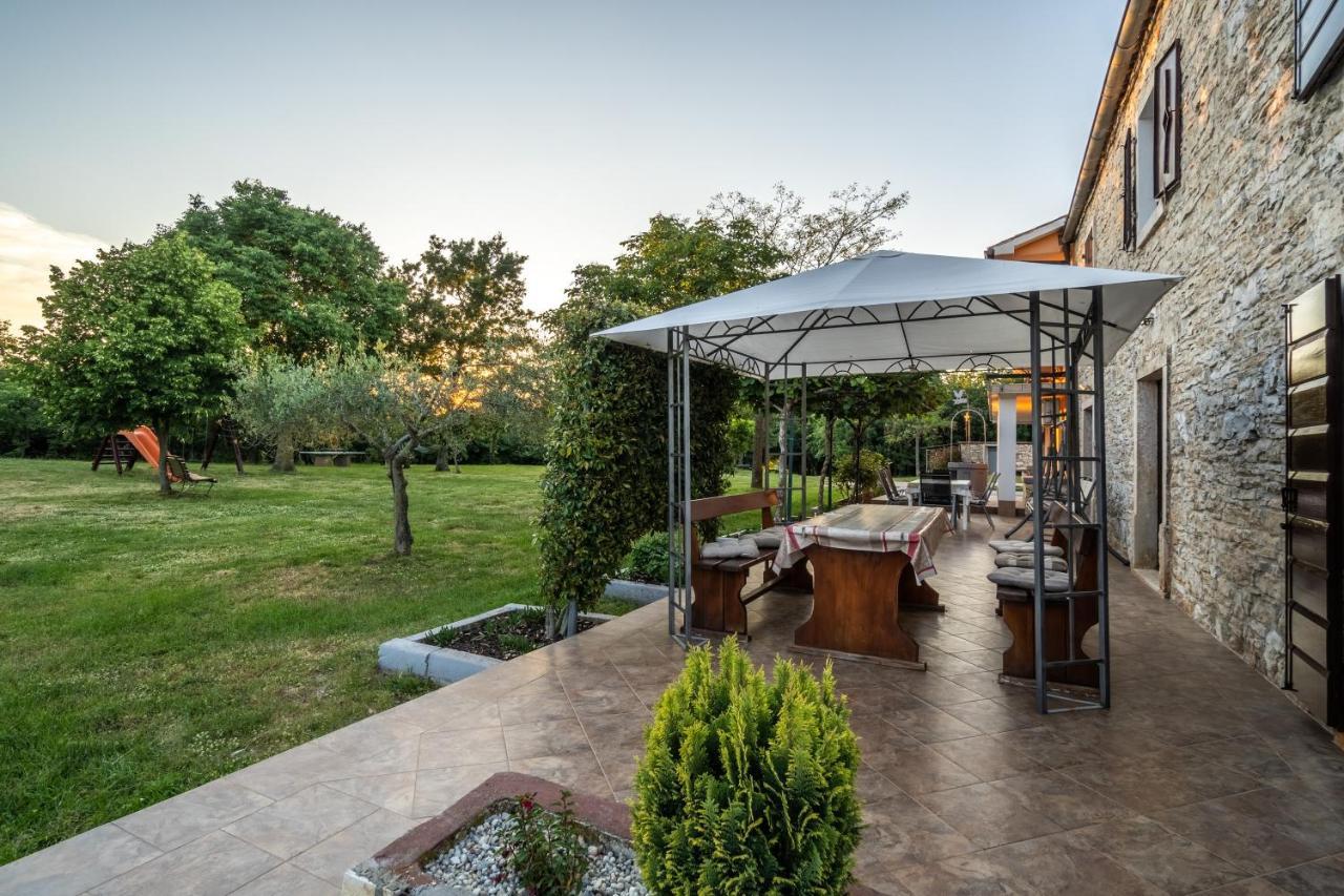 House Gracijela, Village Bulici Sajini Экстерьер фото