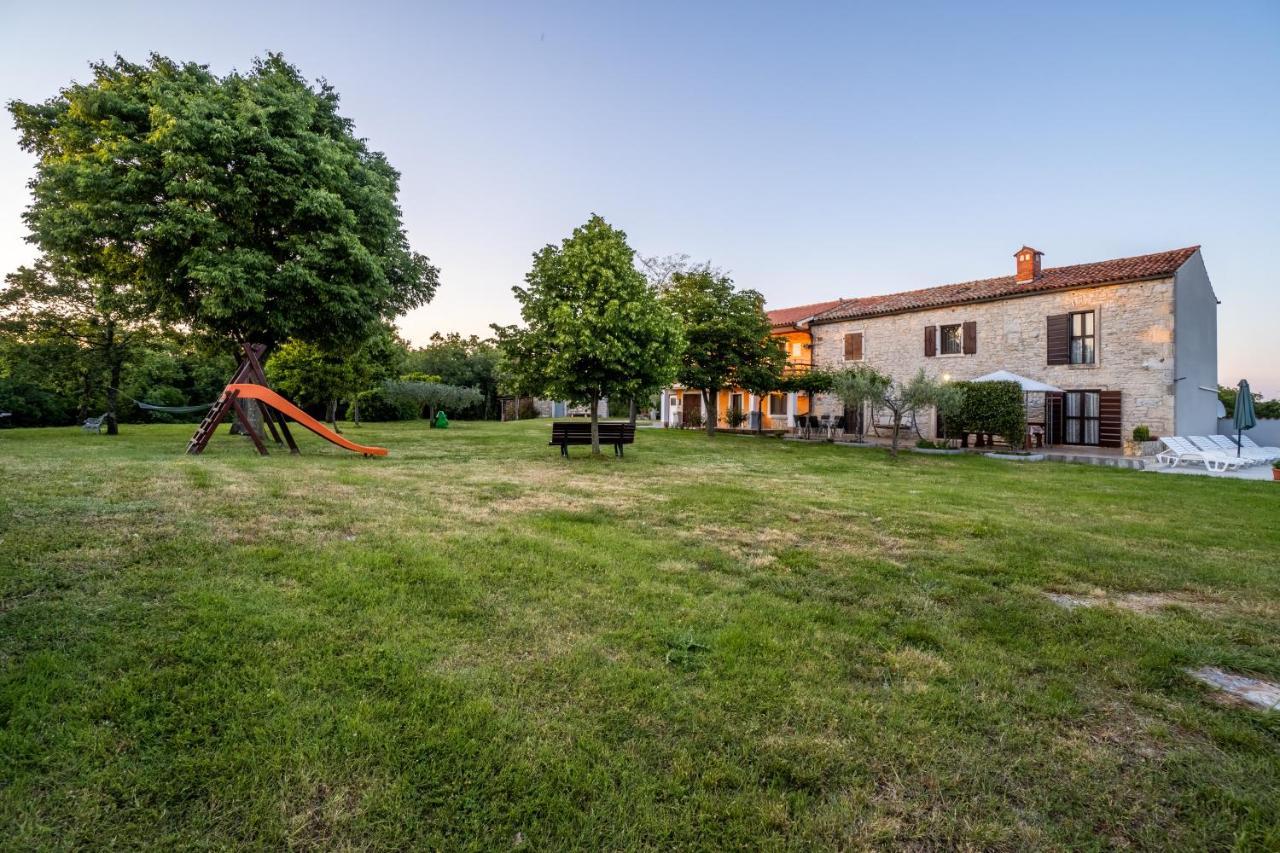 House Gracijela, Village Bulici Sajini Экстерьер фото