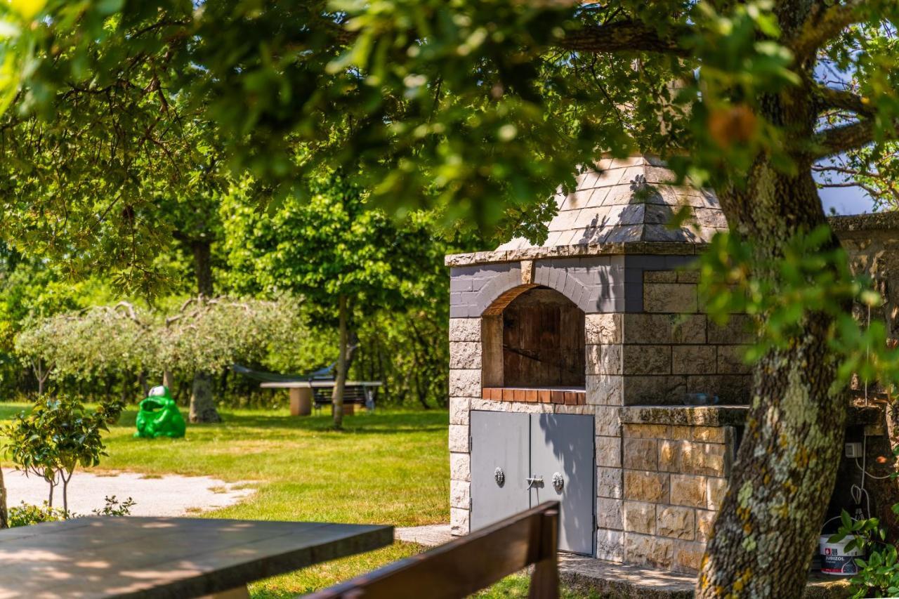 House Gracijela, Village Bulici Sajini Экстерьер фото